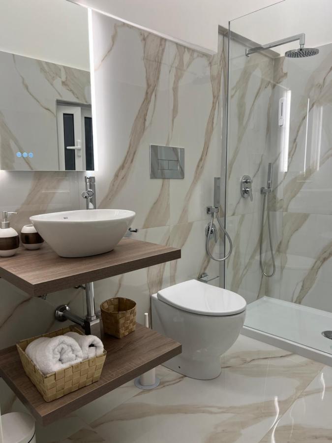 Guest House Napul'E Napoli Eksteriør billede