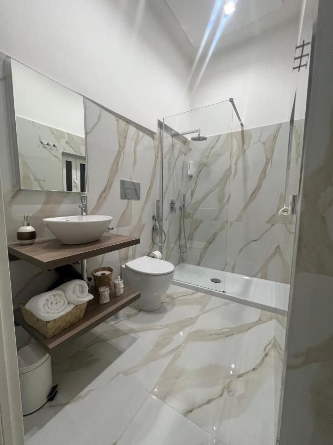 Guest House Napul'E Napoli Eksteriør billede