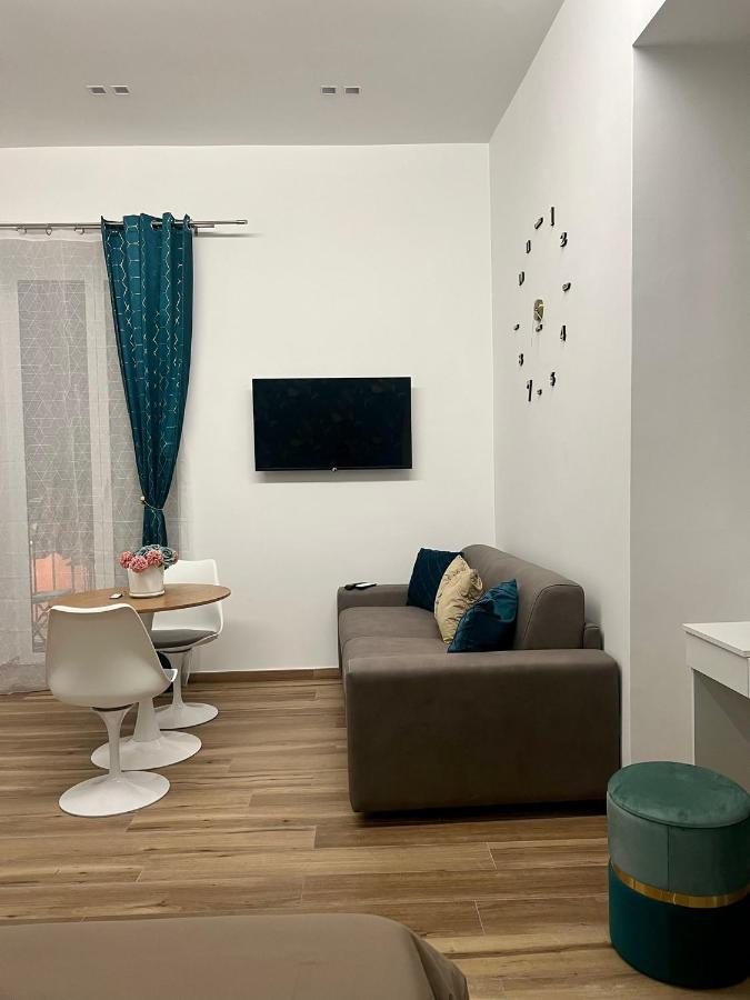 Guest House Napul'E Napoli Eksteriør billede