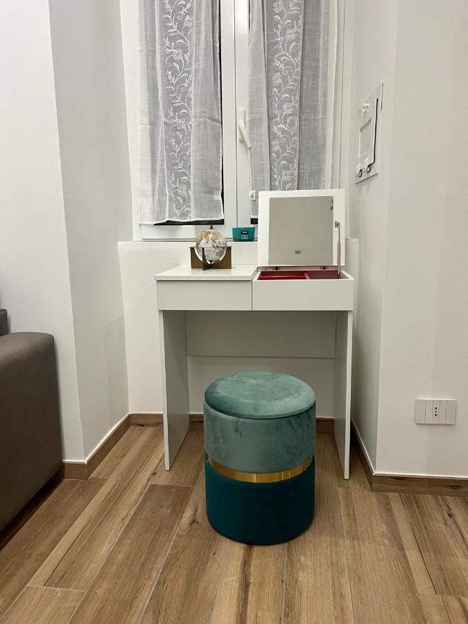 Guest House Napul'E Napoli Eksteriør billede